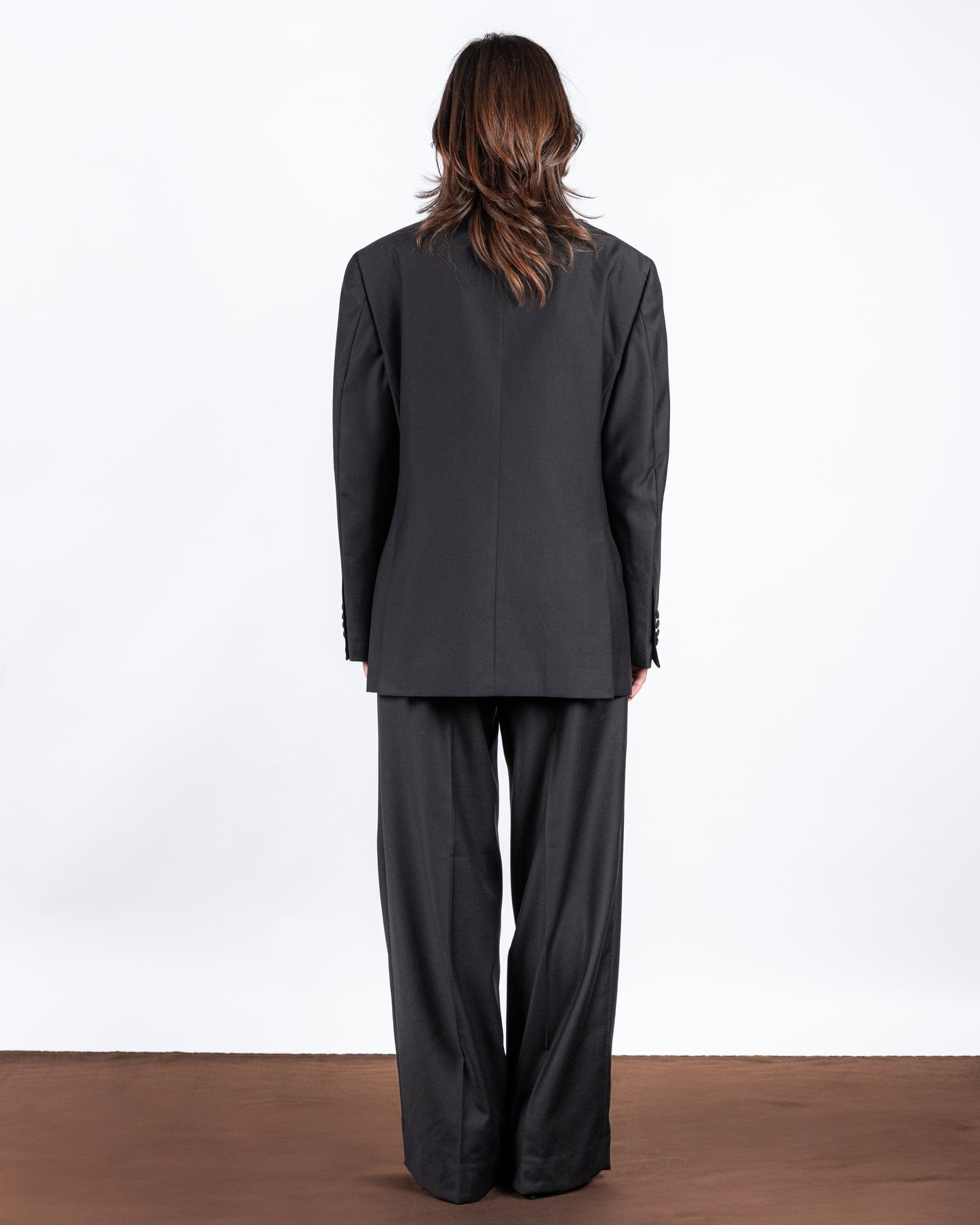 Dania Suit